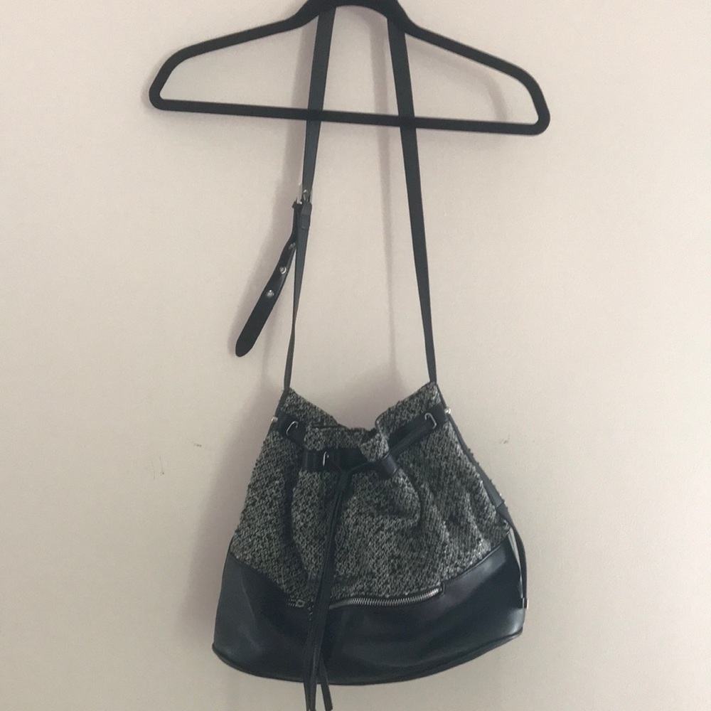 French connection bucket bag tweed